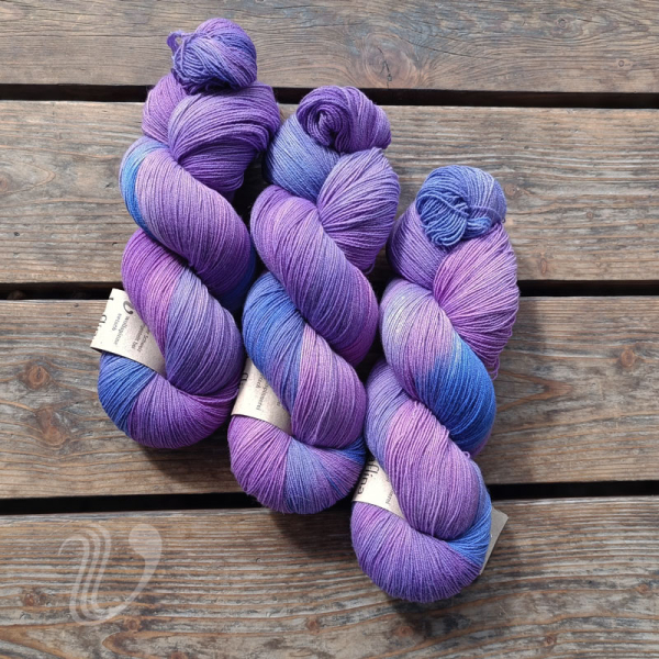 Laflina Lace Garn 682 hyacinth